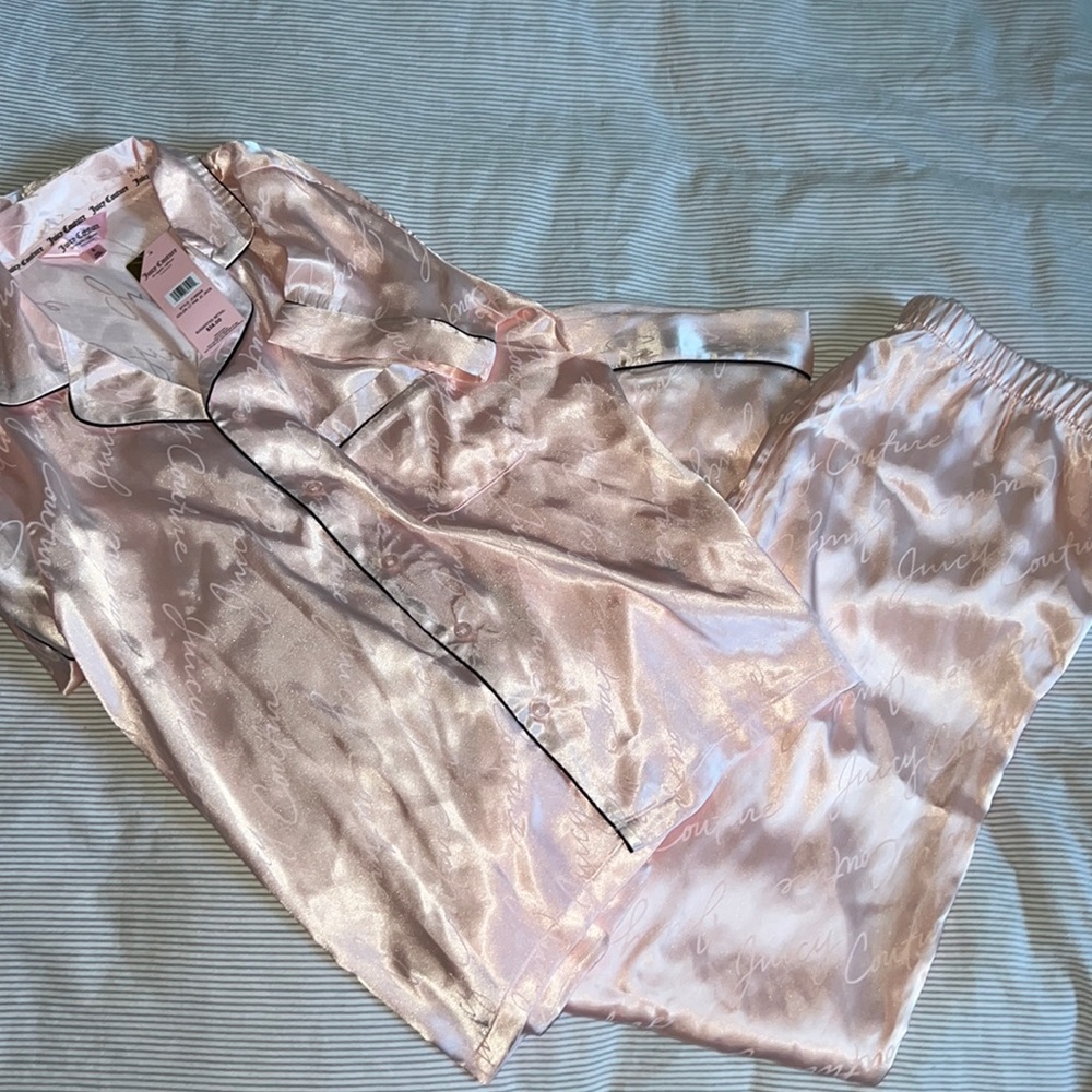Juicy Couture sleepwear small NWT